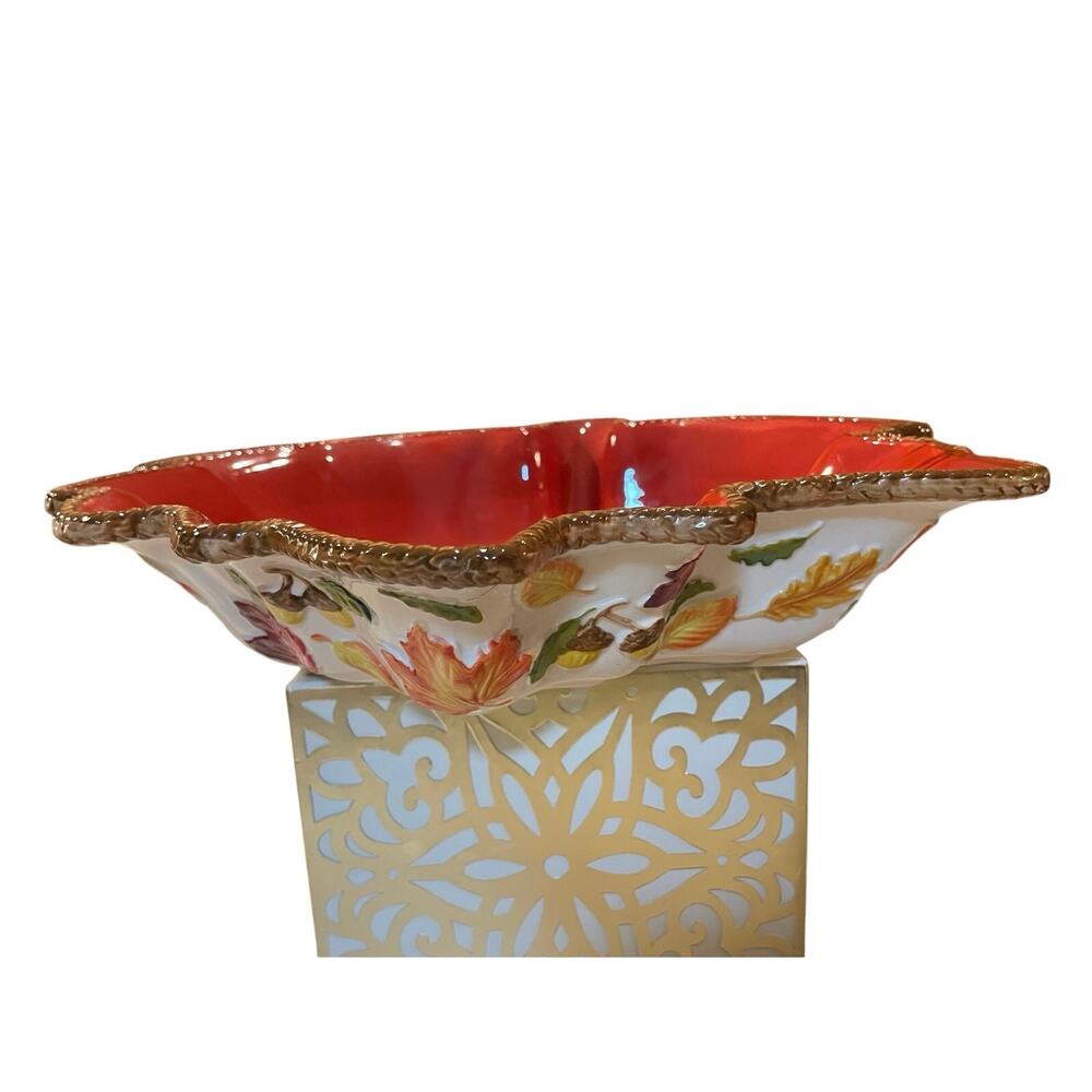 Temptations hand painted/crafted by Tara Harvest Leaf 3 Qt. Casserole Serving